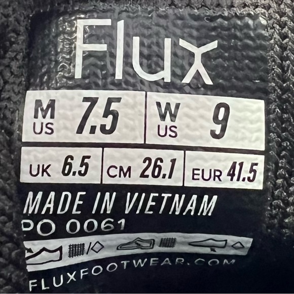 Flux Women’s Adapt Trainer Minimalist Barefoot Athletic Shoe Sz 9 Black Knit Gum - Picture 8 of 8